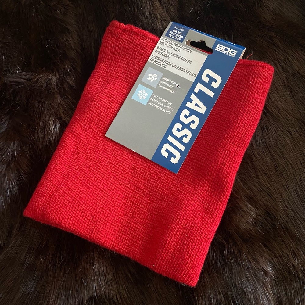 NWT RED Windguard / Neck Warmer Fall Sale